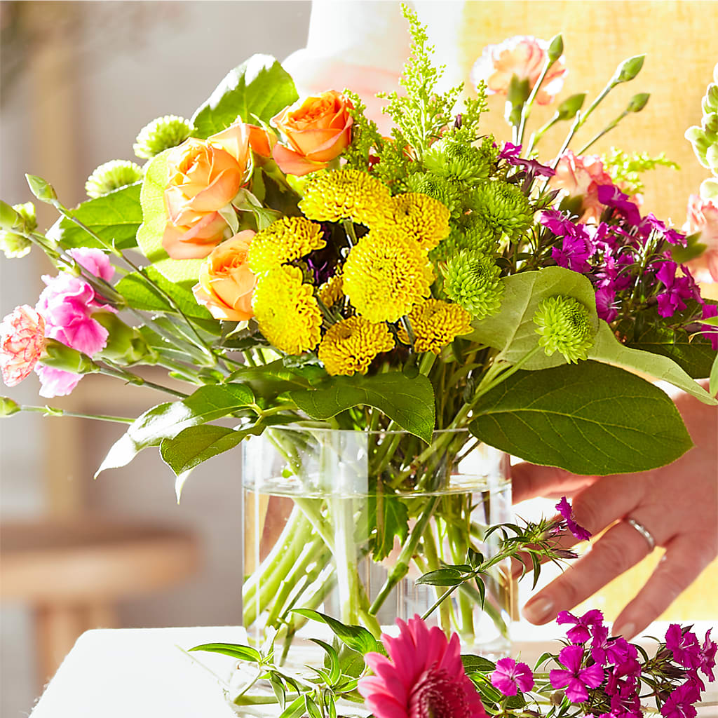 Bold & Bright – A Florist Original – Rhodes Family Price Chopper, Branson MO