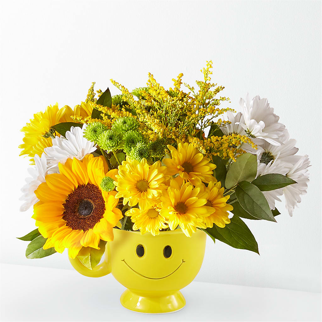 Joyful Smiles Bouquet – Rhodes Family Price Chopper, Branson MO