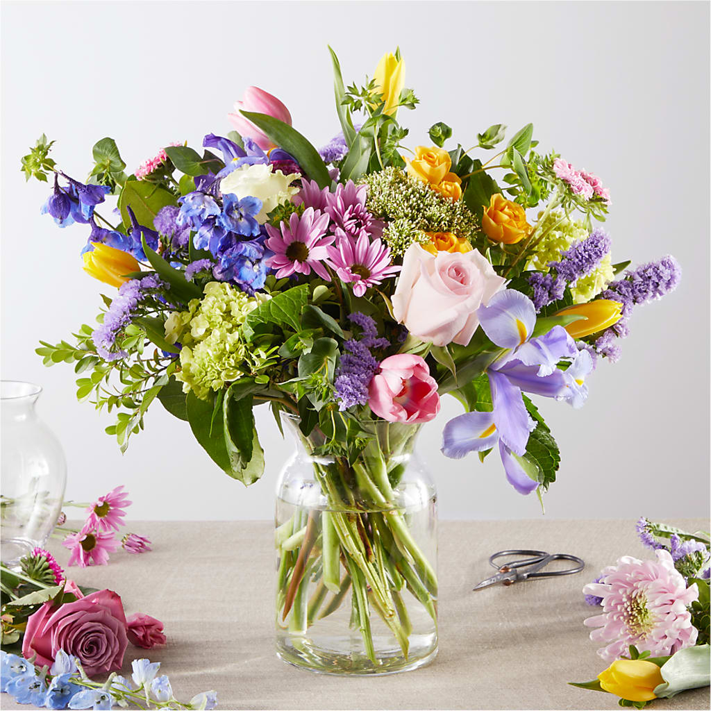 Pastel Tradition - A Florist Original – Rhodes Family Price Chopper, Branson MO