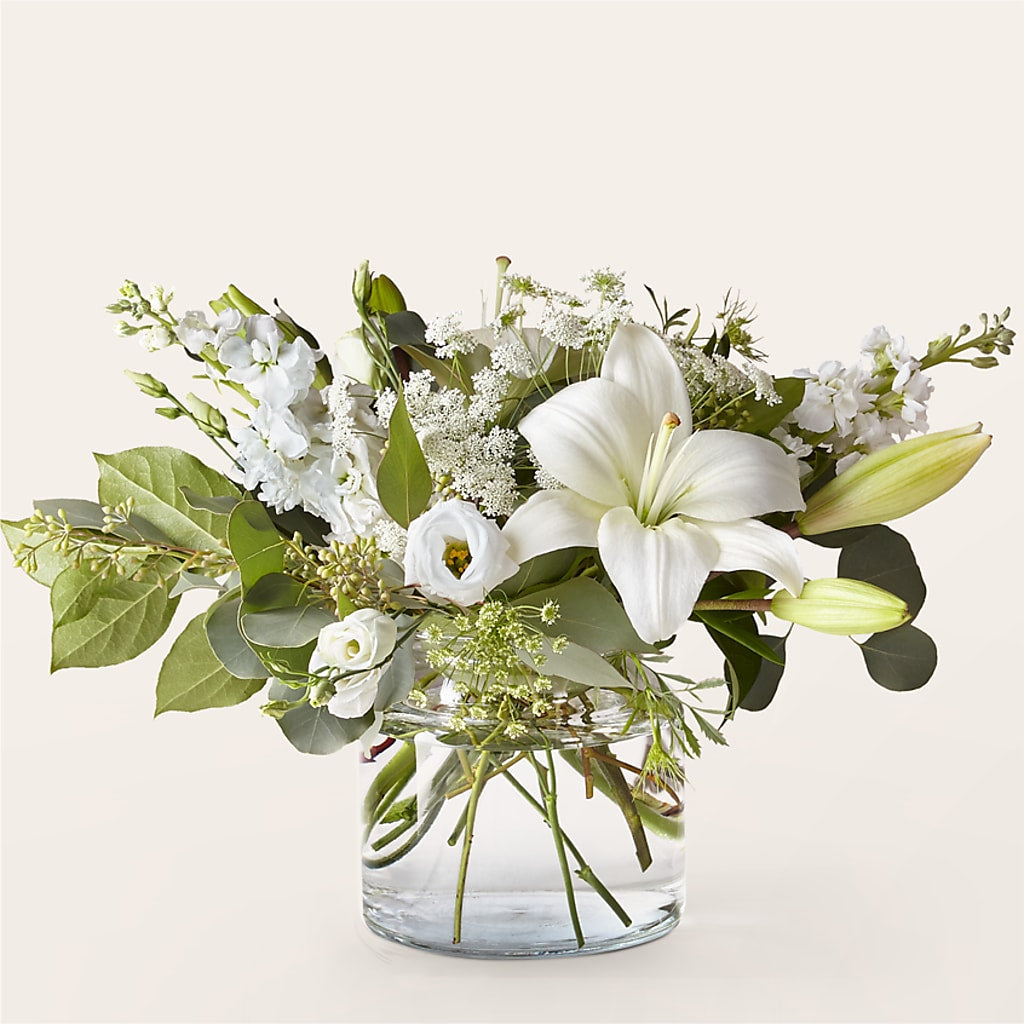 Alluring Elegance Bouquet – Rhodes Family Price Chopper, Branson MO