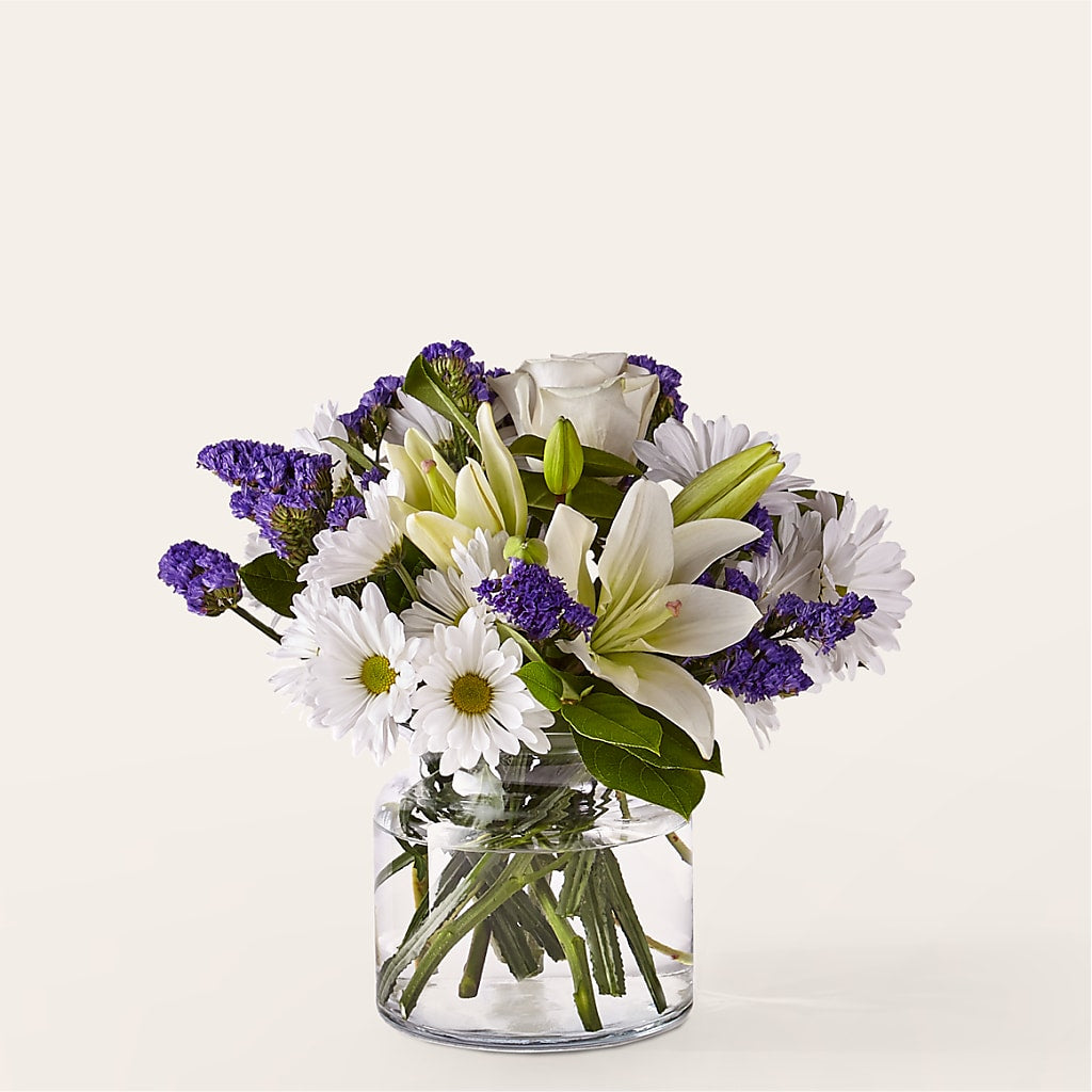 Beyond Blue Bouquet – Rhodes Family Price Chopper, Branson MO