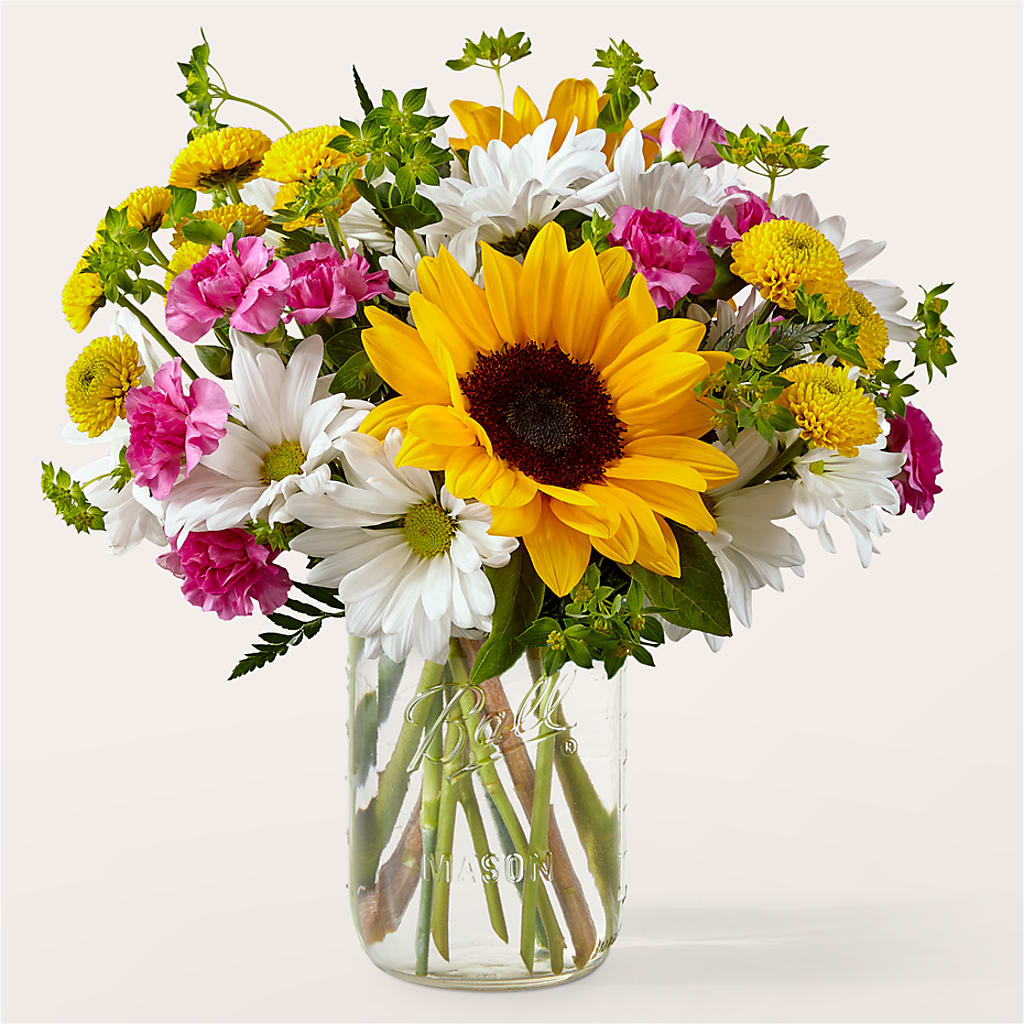 Aglow Bouquet – Rhodes Family Price Chopper, Branson MO