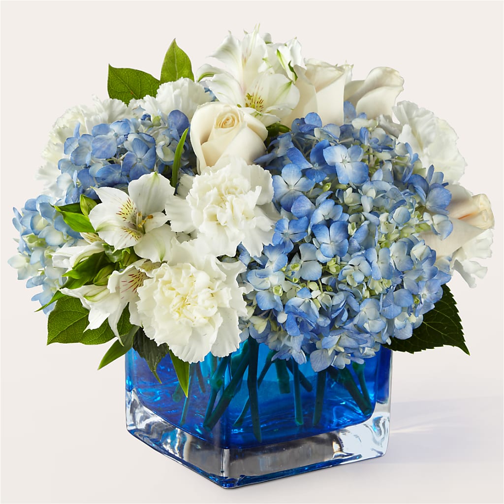 Soothing Waters Bouquet – Rhodes Family Price Chopper, Branson MO