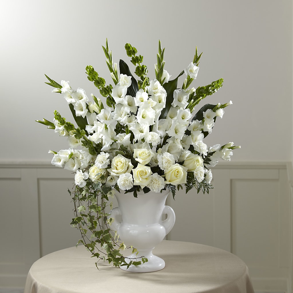 Fond Reflections Arrangement – Rhodes Family Price Chopper, Branson MO