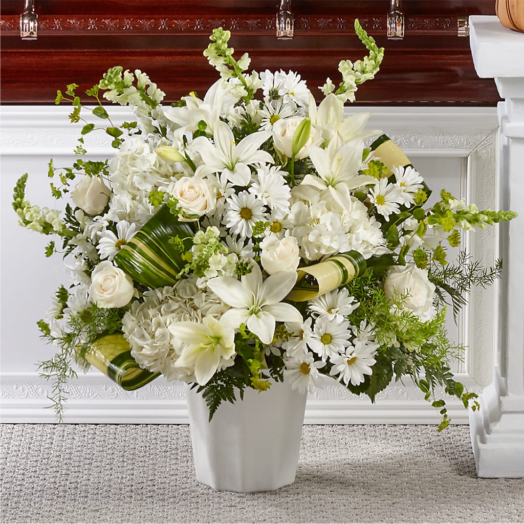 Thoughts of Tranquility Floor Basket – Rhodes Family Price Chopper, Branson MO