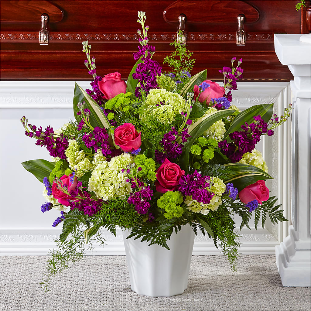 Beautiful Horizons Floor Basket – Rhodes Family Price Chopper, Branson MO