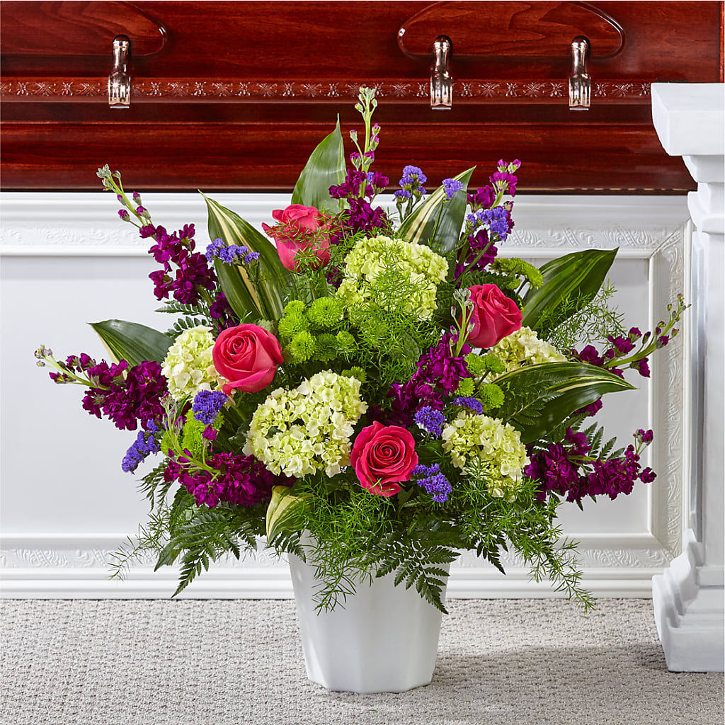 Beautiful Horizons Floor Basket – Rhodes Family Price Chopper, Branson MO