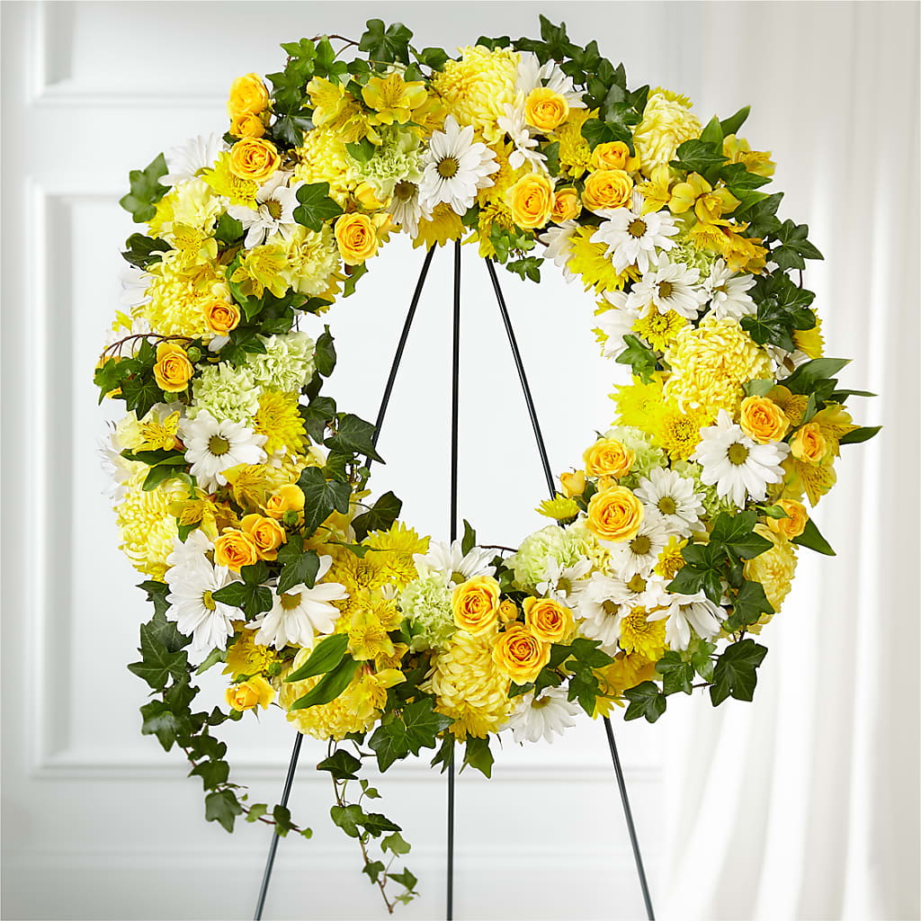 Golden Remembrance Wreath – Rhodes Family Price Chopper, Branson MO