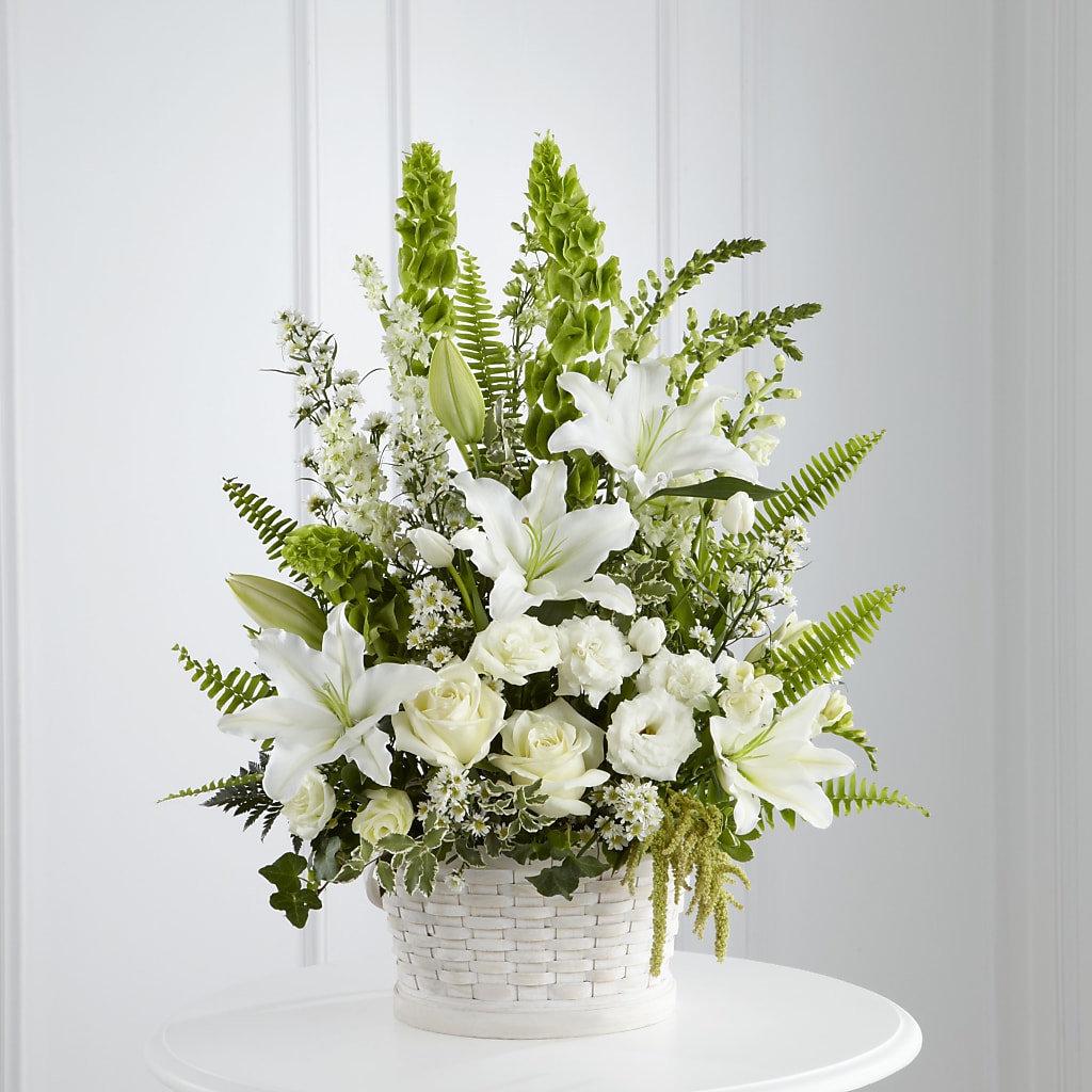 In Our Thoughts Arrangement – Rhodes Family Price Chopper, Branson MO