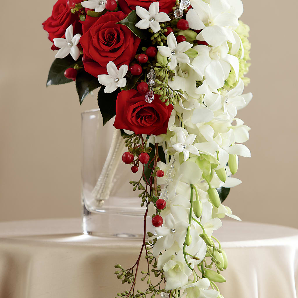 Here Comes the Bride Bouquet – Rhodes Family Price Chopper, Branson MO