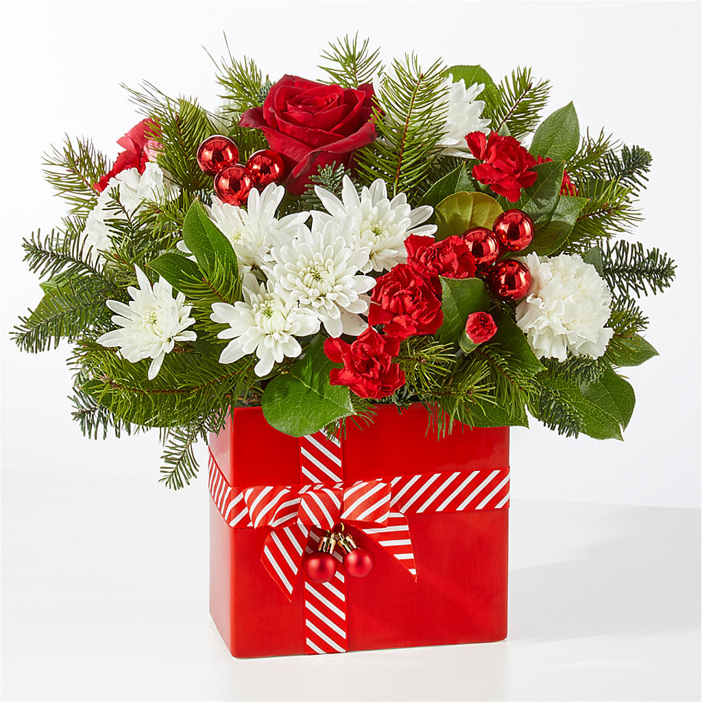 Presents Under the Tree Bouquet –  Rhodes Family Price Chopper, Branson MO