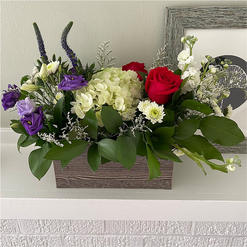 Sweet Magnolia Bouquet –  Rhodes Family Price Chopper, Branson MO