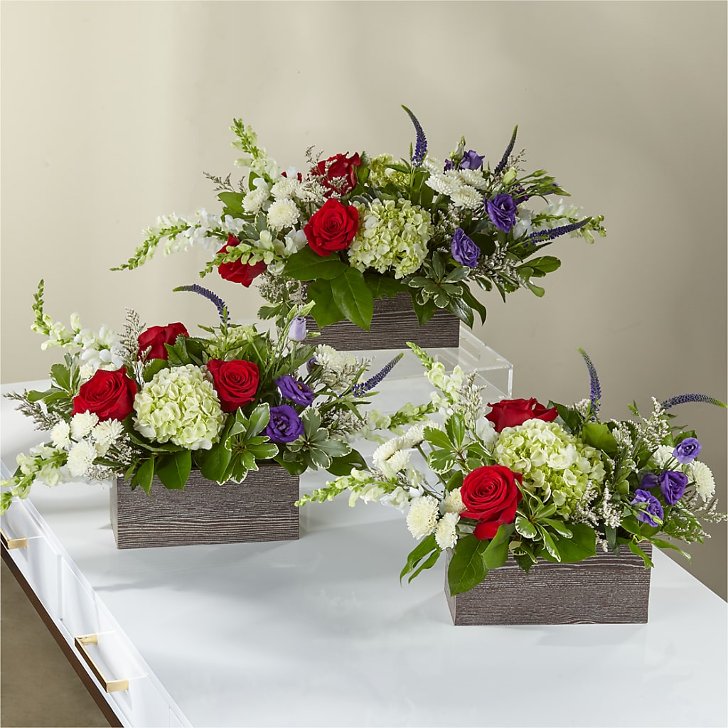 Sweet Magnolia Bouquet –  Rhodes Family Price Chopper, Branson MO