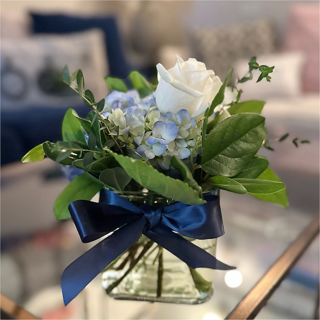 Sky Blue Delight Bouquet –  Rhodes Family Price Chopper, Branson MO