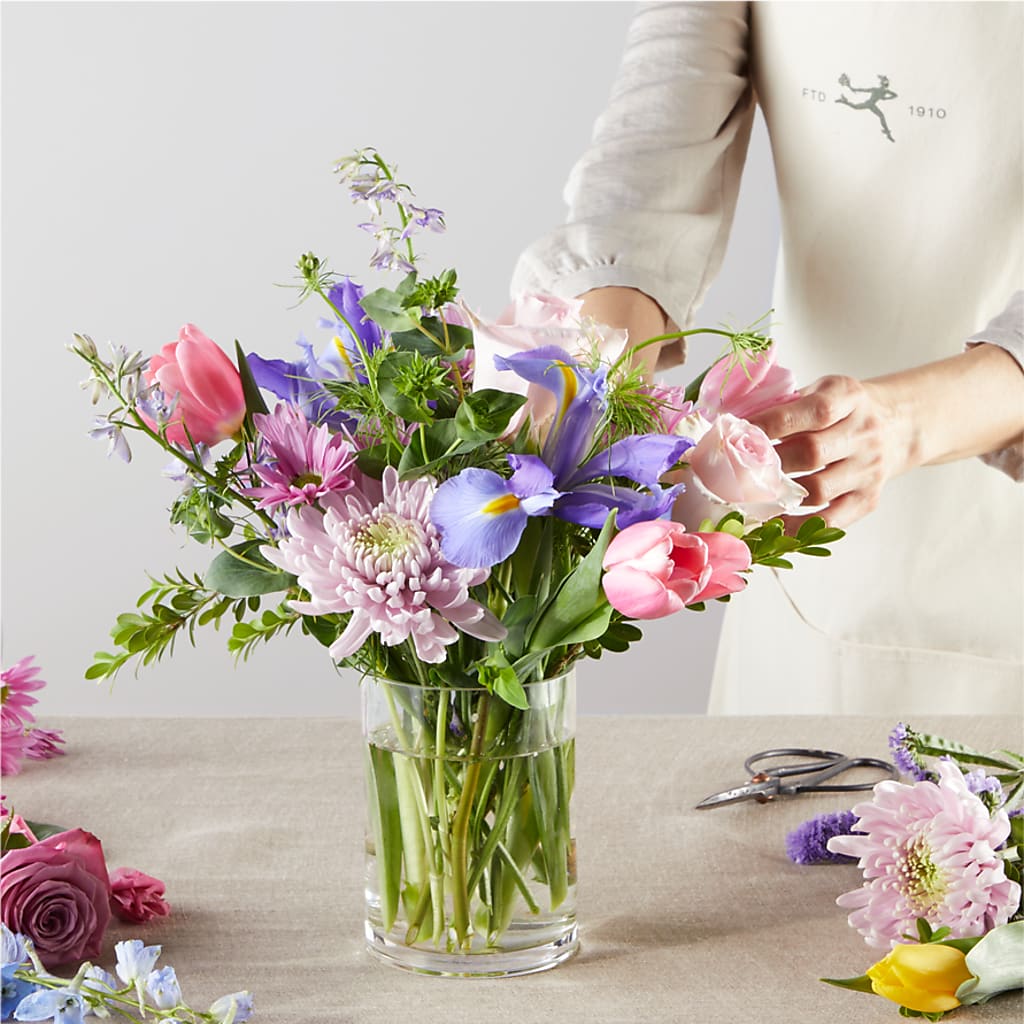 Pastel Tradition - A Florist Original –  Rhodes Family Price Chopper, Branson MO