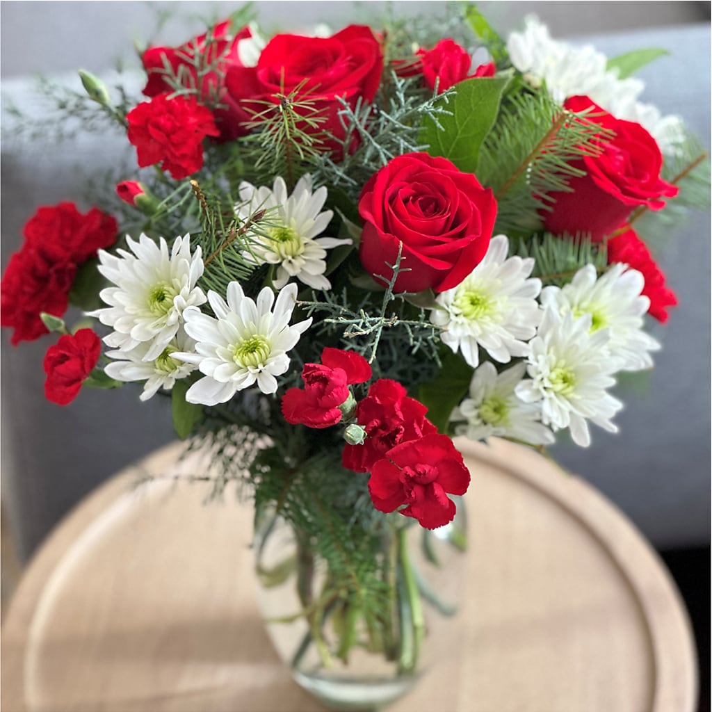 Seasonal Magic Bouquet –  Rhodes Family Price Chopper, Branson MO