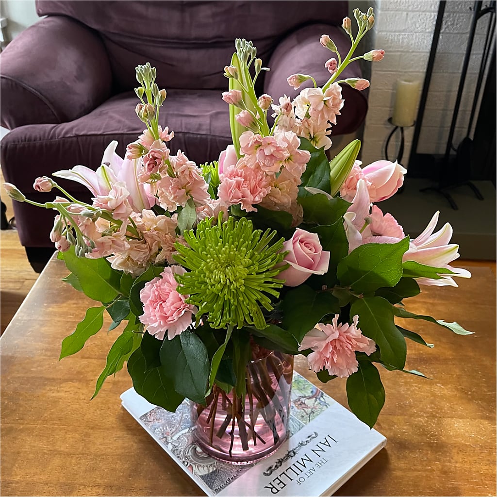 Pretty in Pink Bouquet –  Rhodes Family Price Chopper, Branson MO