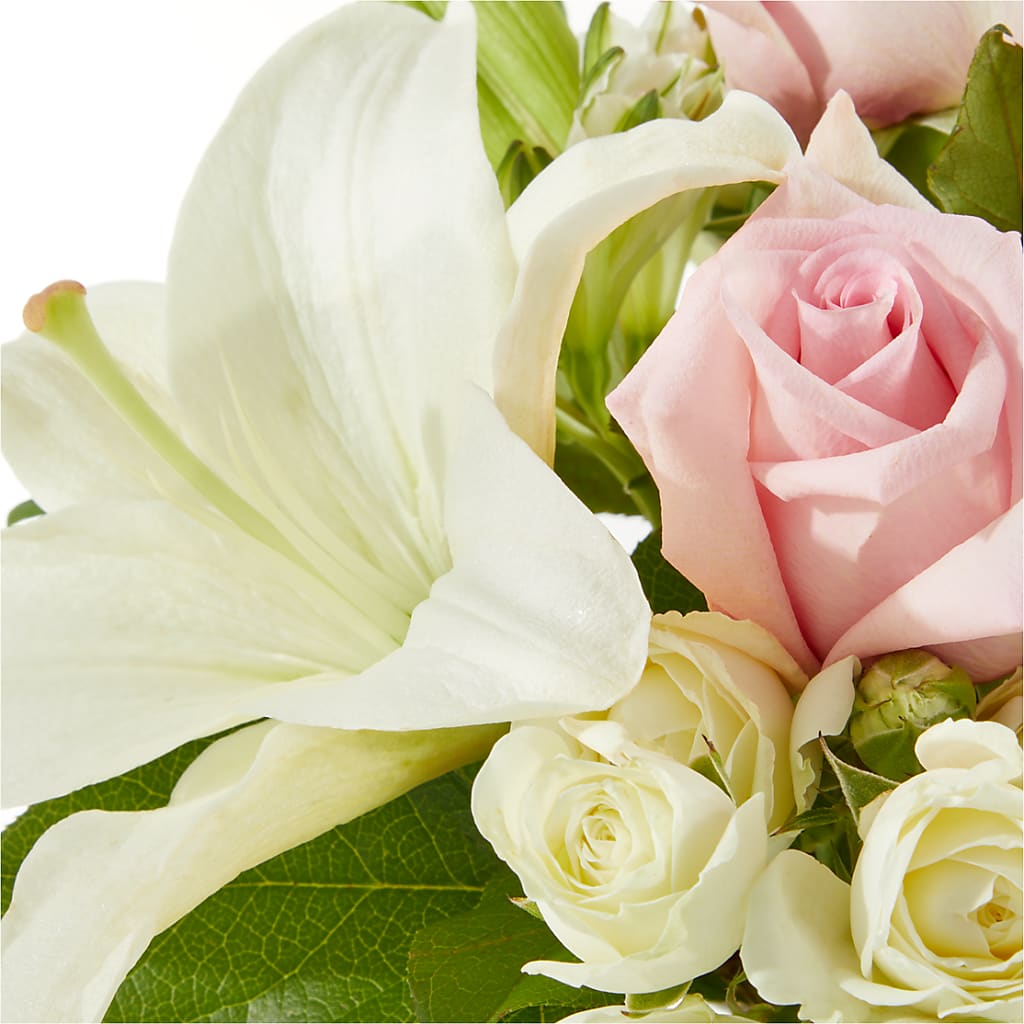 Kindhearted Bouquet –  Rhodes Family Price Chopper, Branson MO