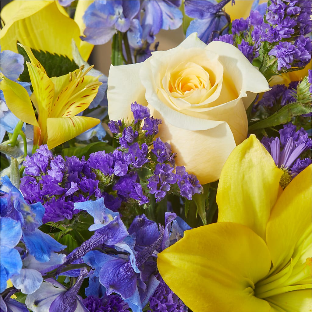 Limoncello Bouquet –  Rhodes Family Price Chopper, Branson MO