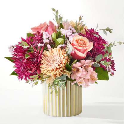 Berry Cobbler Bouquet with Ivory Vase –  Rhodes Family Price Chopper, Branson MO