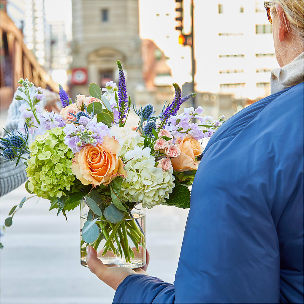 Porch Swing Bouquet –  Rhodes Family Price Chopper, Branson MO