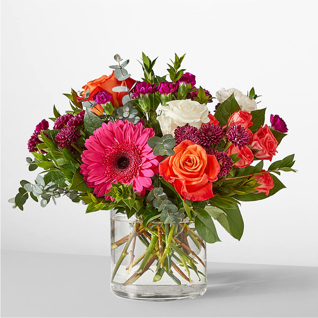 Smell the Roses Bouquet –  Rhodes Family Price Chopper, Branson MO