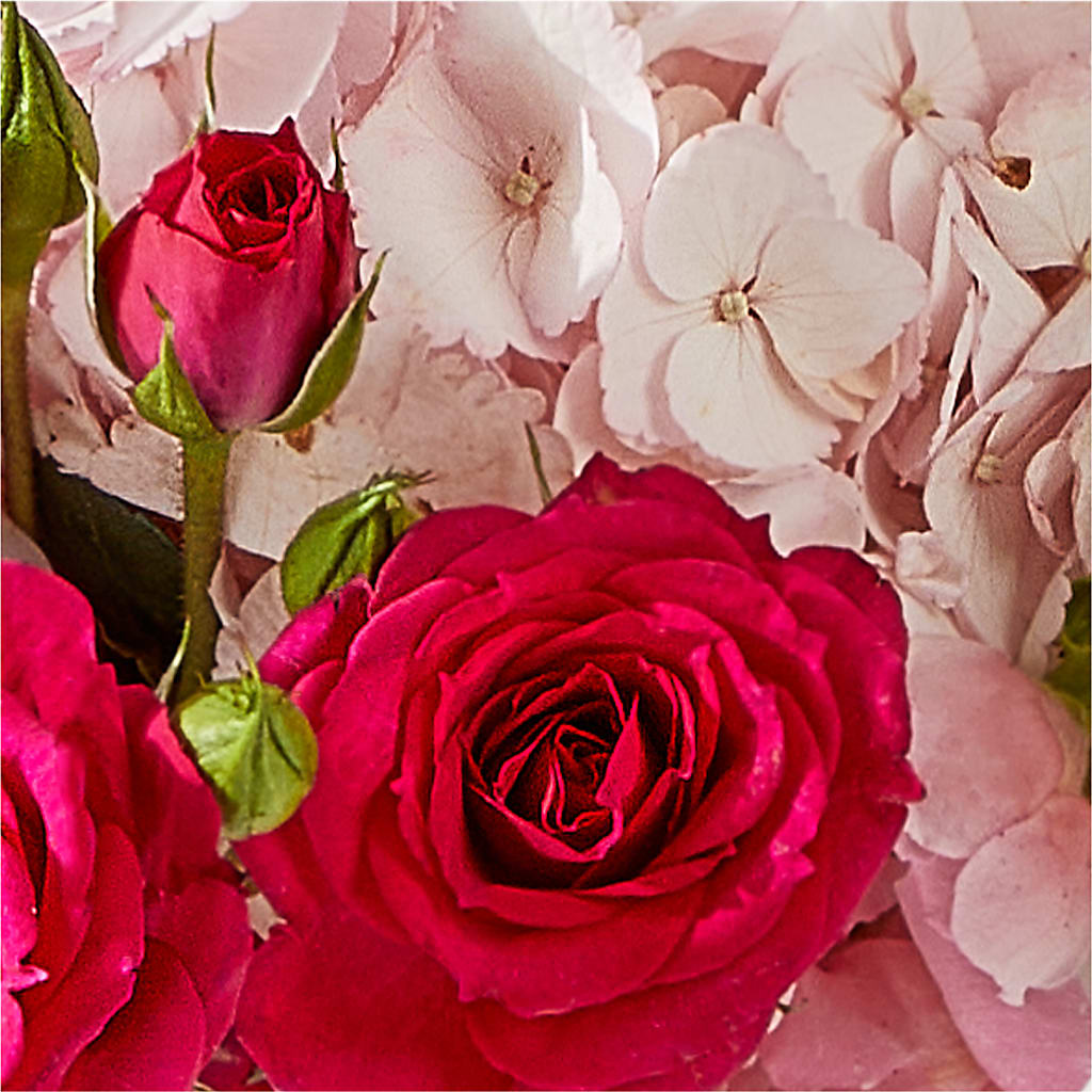 Glitz & Glam Bouquet –  Rhodes Family Price Chopper, Branson MO