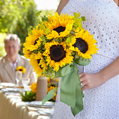 Free Spirit Bouquet –  Rhodes Family Price Chopper, Branson MO